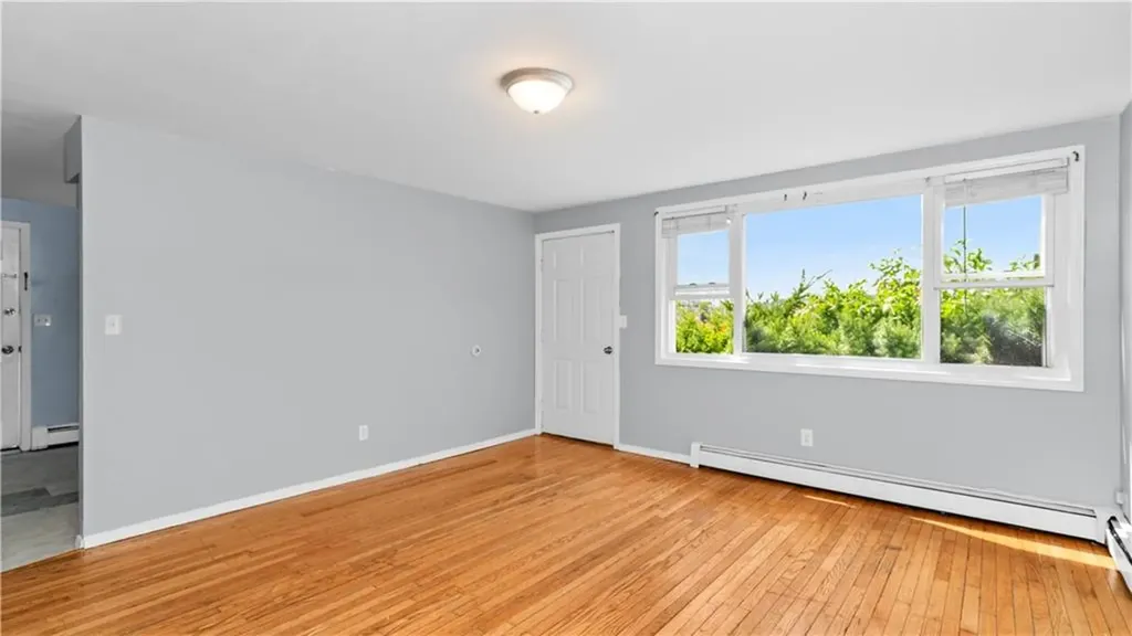 562 Privilege Street Woonsocket RI 02895