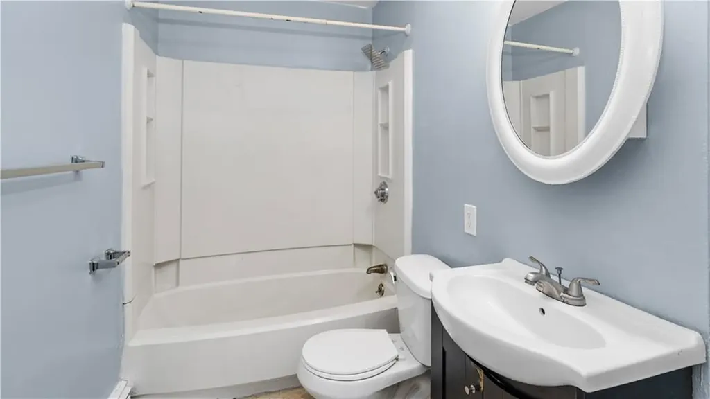 562 Privilege Street Woonsocket RI 02895