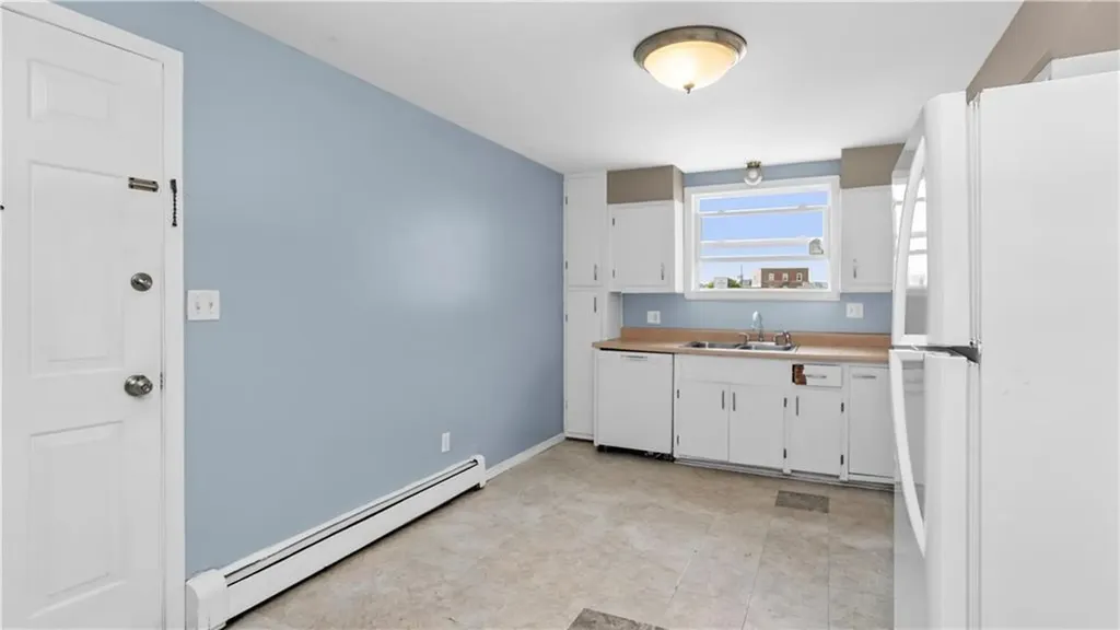 562 Privilege Street Woonsocket RI 02895