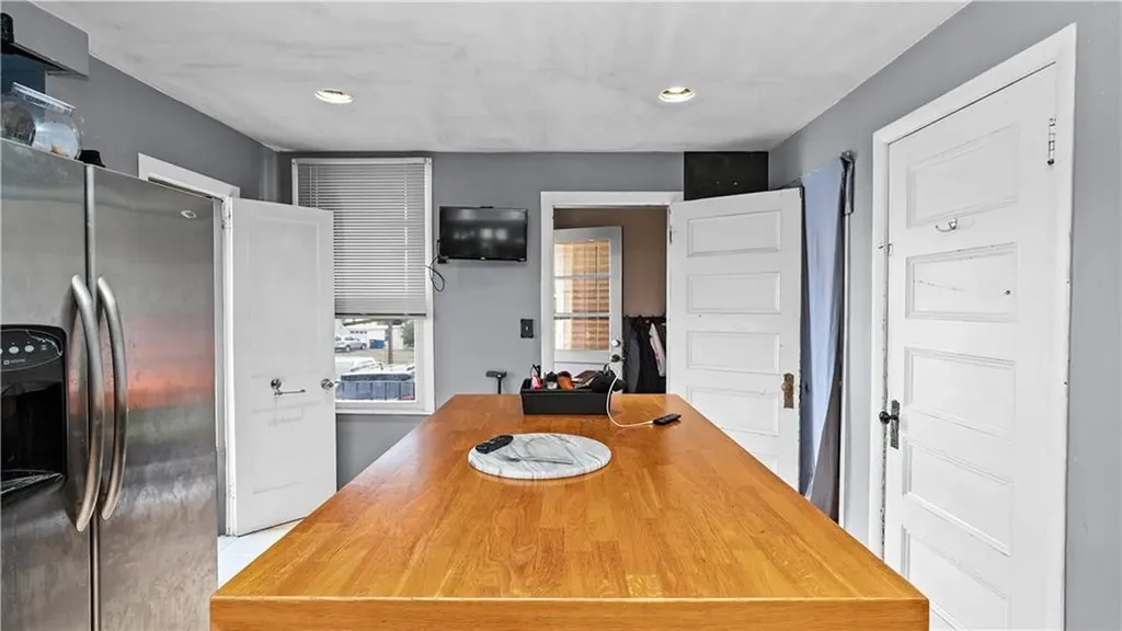 54 E Earle Street Cumberland RI 02864