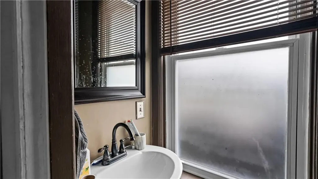 54 E Earle Street Cumberland RI 02864