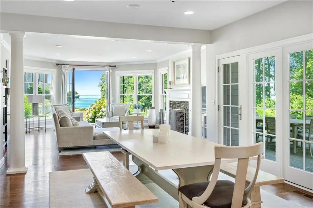 60 Van Wickle Lane Bristol RI 02809