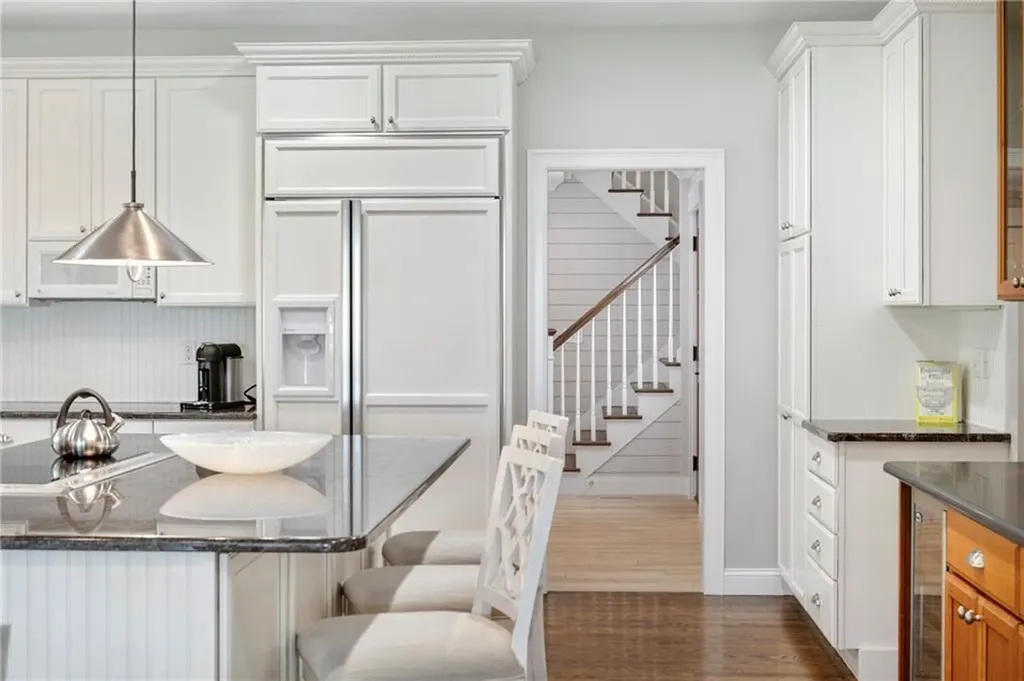 60 Van Wickle Lane Bristol RI 02809
