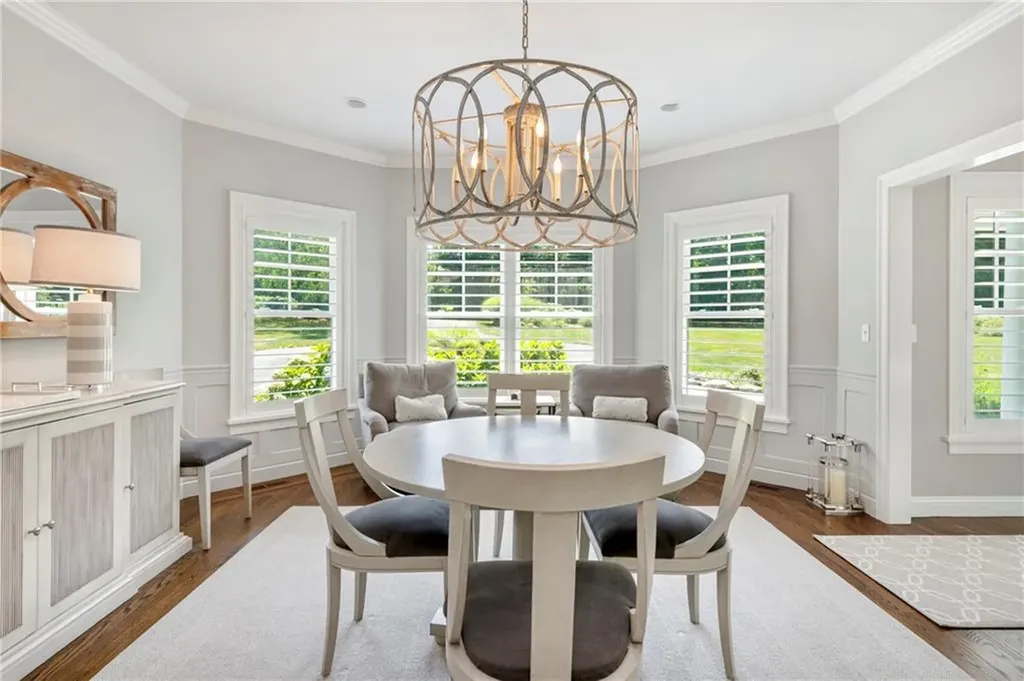 60 Van Wickle Lane Bristol RI 02809