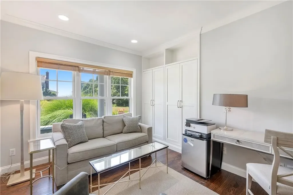 60 Van Wickle Lane Bristol RI 02809