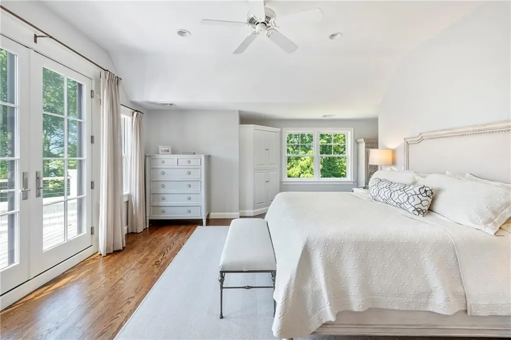 60 Van Wickle Lane Bristol RI 02809
