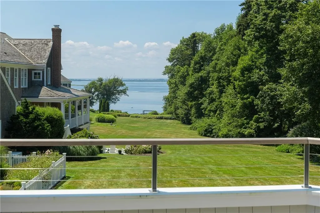 60 Van Wickle Lane Bristol RI 02809