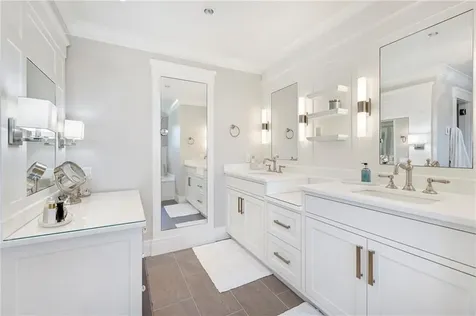 60 Van Wickle Lane Bristol RI 02809