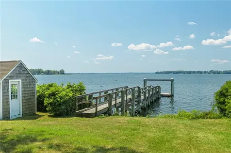 60 Van Wickle Lane Bristol RI 02809