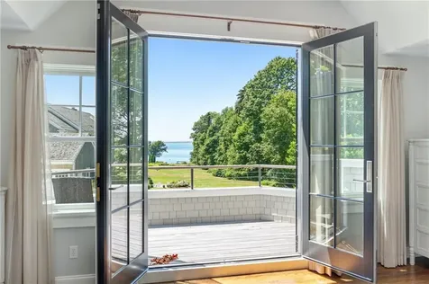 60 Van Wickle Lane Bristol RI 02809
