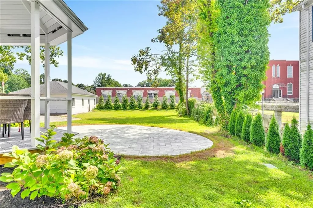 28 Elm Street Westerly RI 02891