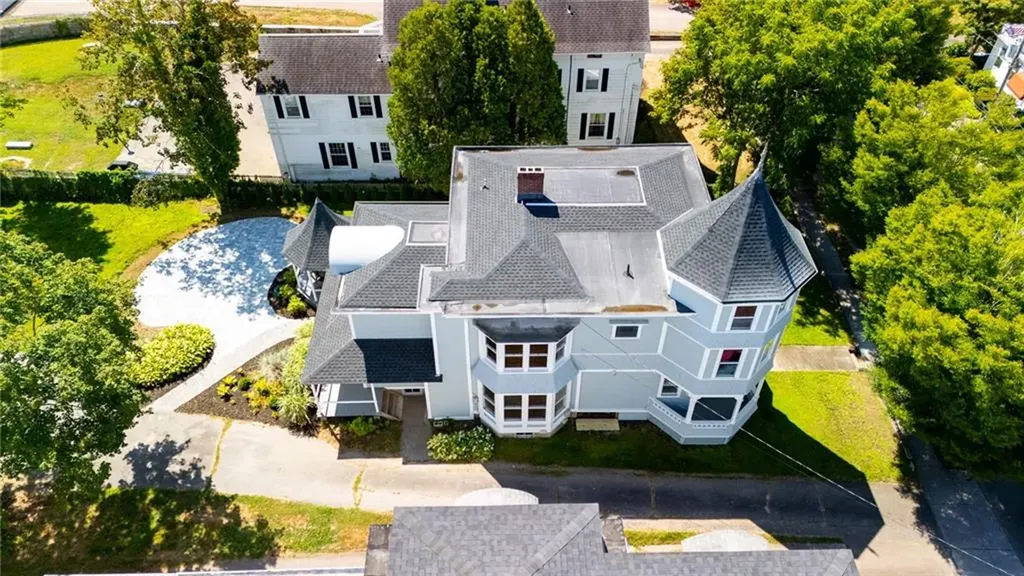 28 Elm Street Westerly RI 02891