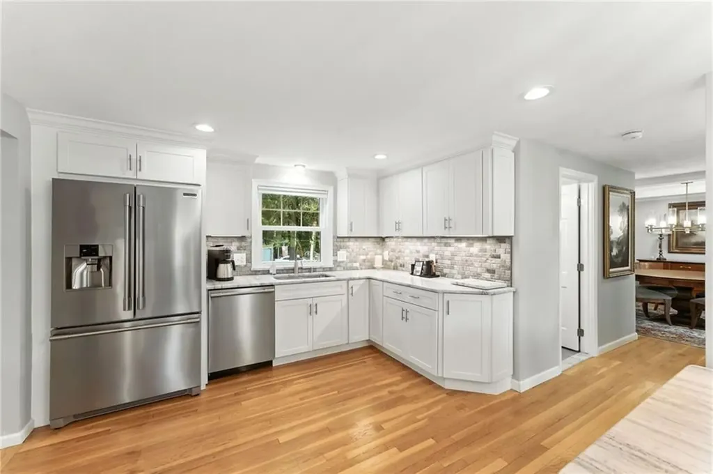 121 Hedgerow Drive Warwick RI 02886