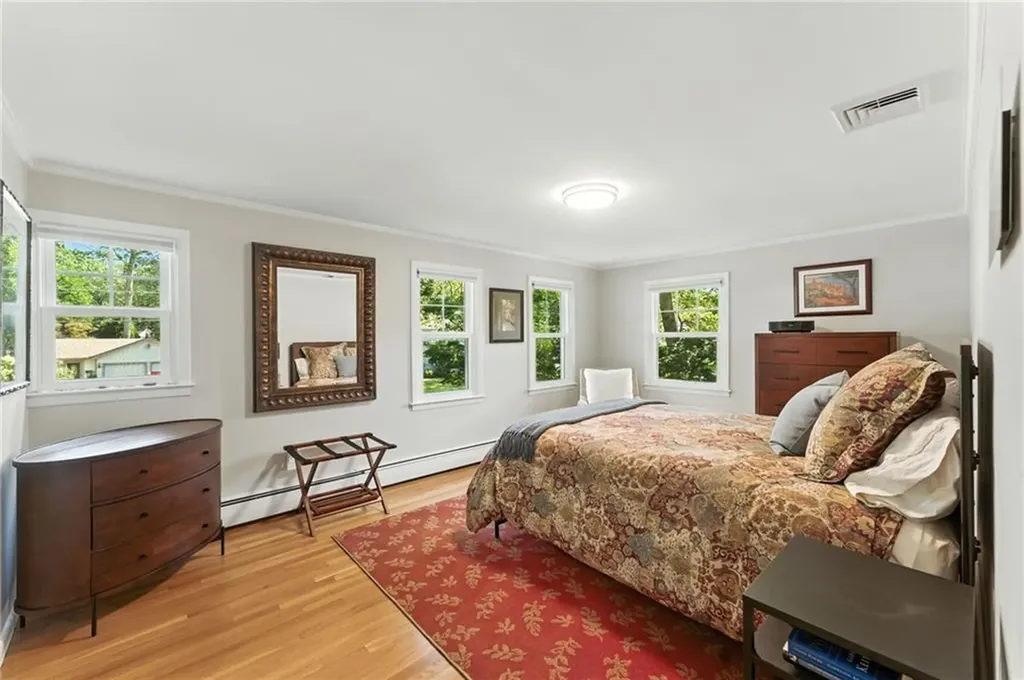 121 Hedgerow Drive Warwick RI 02886