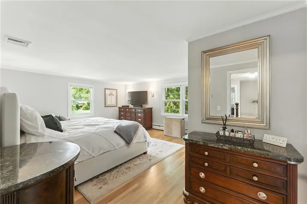 121 Hedgerow Drive Warwick RI 02886
