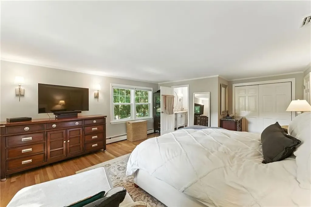 121 Hedgerow Drive Warwick RI 02886