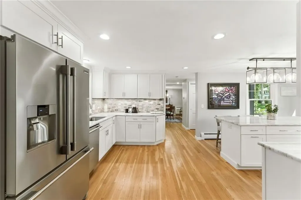 121 Hedgerow Drive Warwick RI 02886