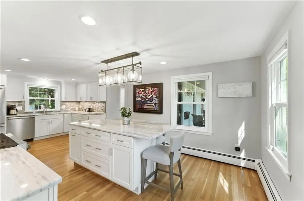 121 Hedgerow Drive Warwick RI 02886