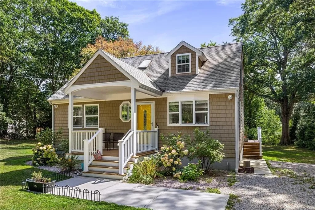 93 A Burdickville Road Charlestown RI 02813