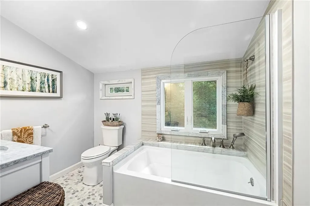 93 A Burdickville Road Charlestown RI 02813