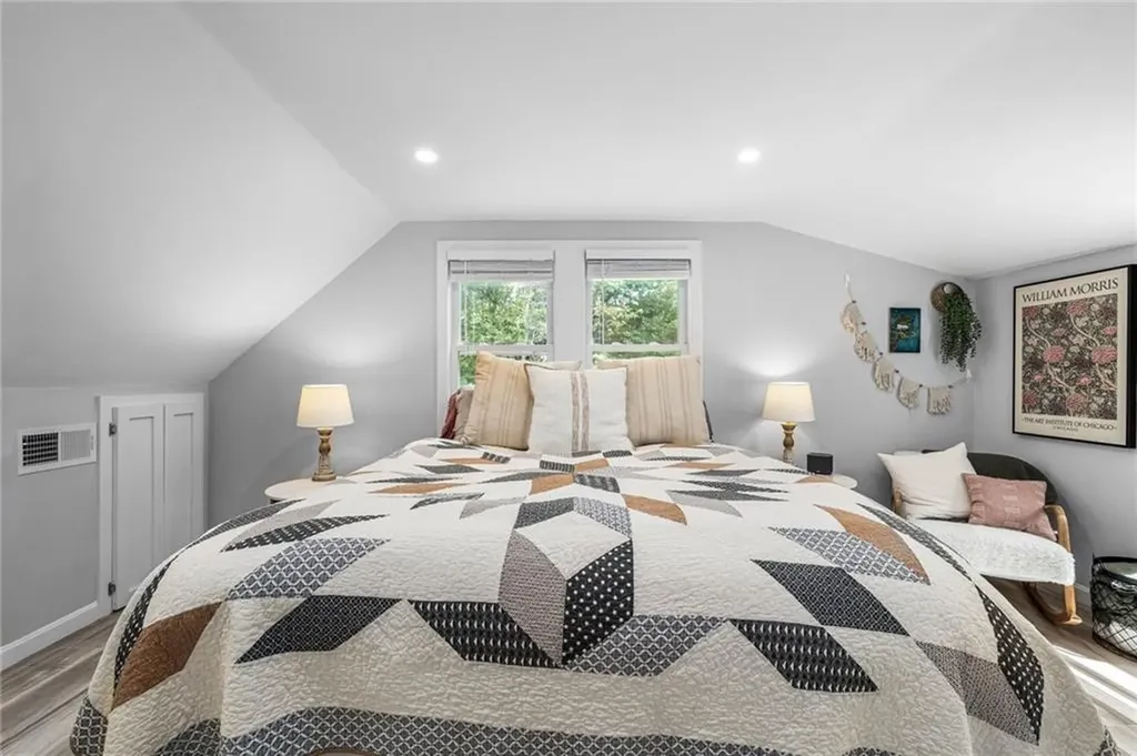 93 A Burdickville Road Charlestown RI 02813