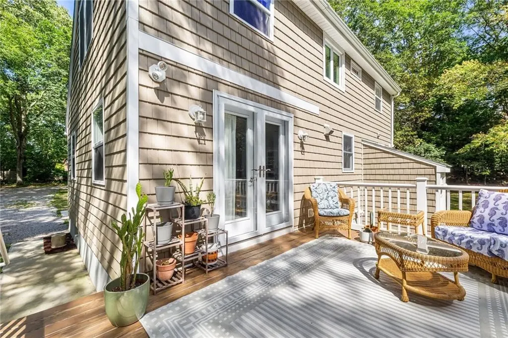 93 A Burdickville Road Charlestown RI 02813