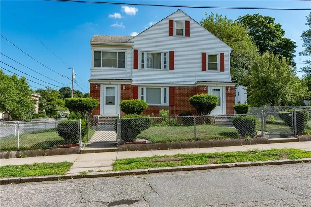 88 Beaufort Street Providence RI 02908