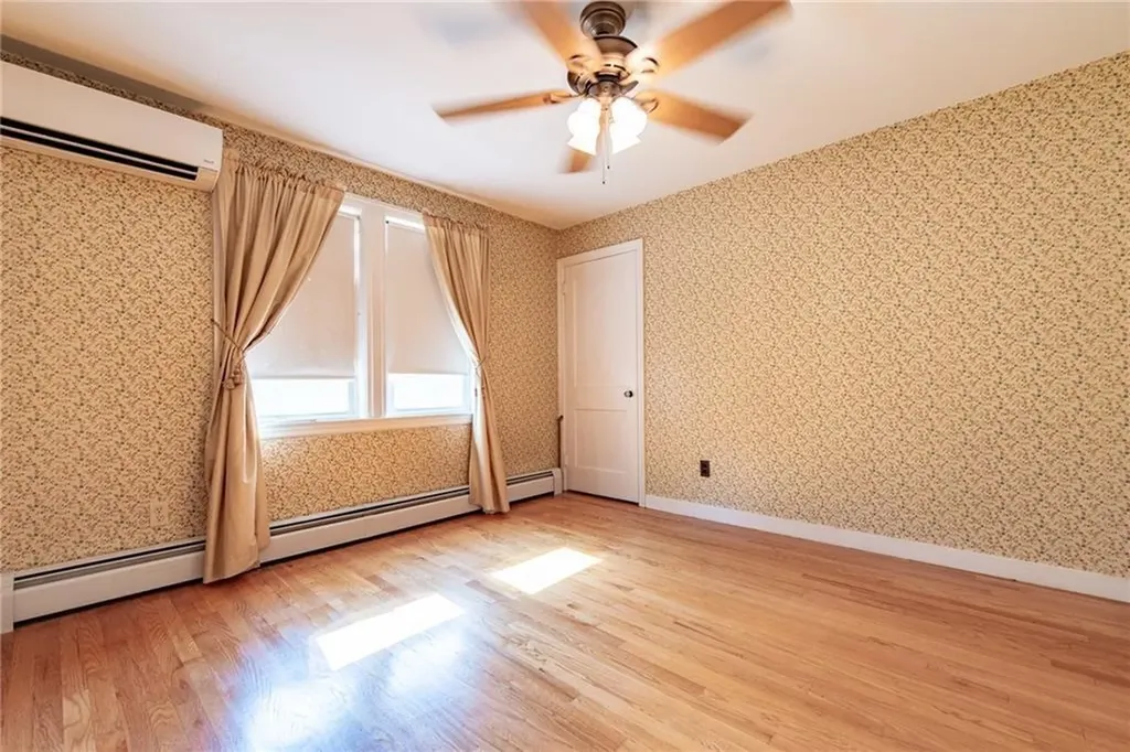 88 Beaufort Street Providence RI 02908