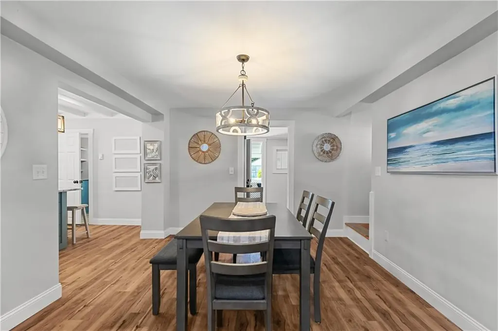 46 Cottage Avenue Portsmouth RI 02871