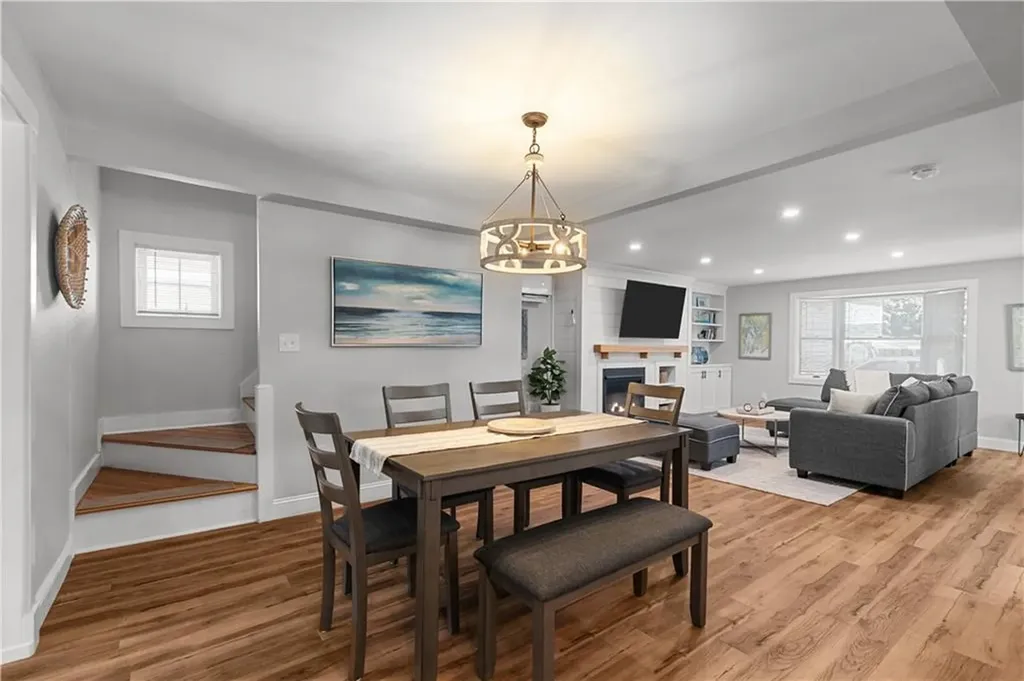 46 Cottage Avenue Portsmouth RI 02871