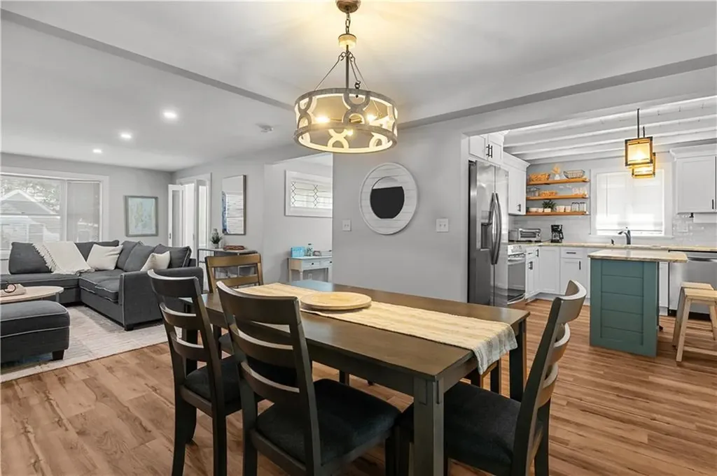 46 Cottage Avenue Portsmouth RI 02871