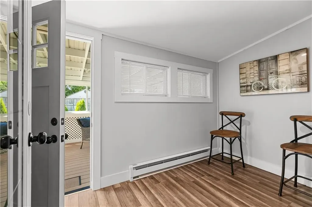 46 Cottage Avenue Portsmouth RI 02871