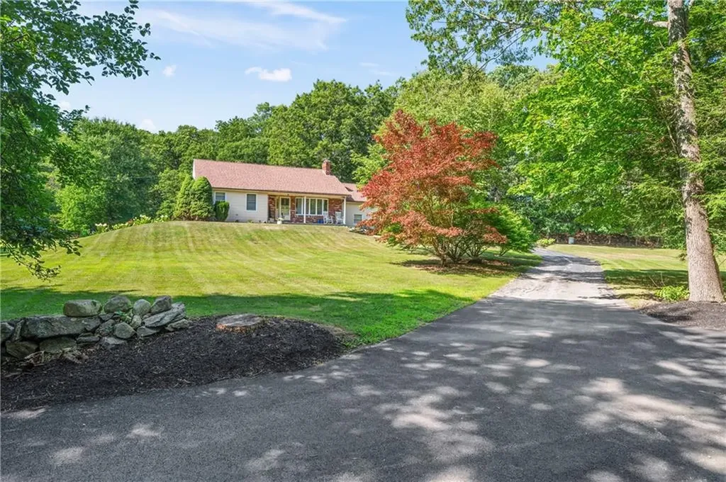 32 Old Reservoir Road Cumberland RI 02864