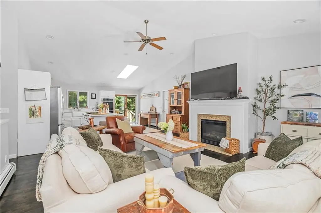 32 Old Reservoir Road Cumberland RI 02864