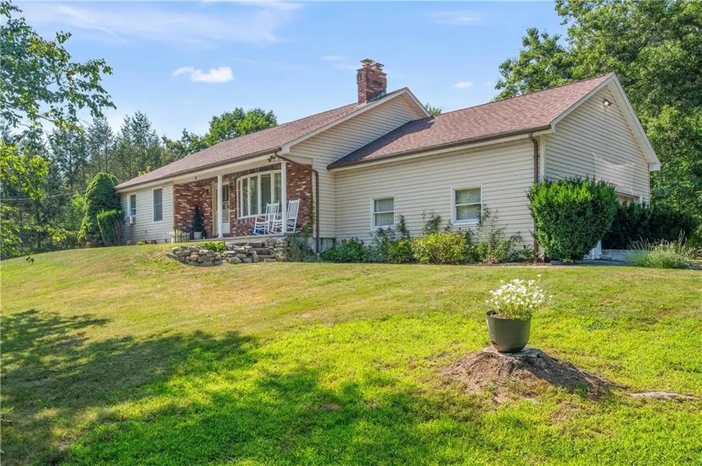 32 Old Reservoir Road Cumberland RI 02864