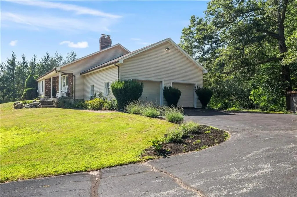 32 Old Reservoir Road Cumberland RI 02864