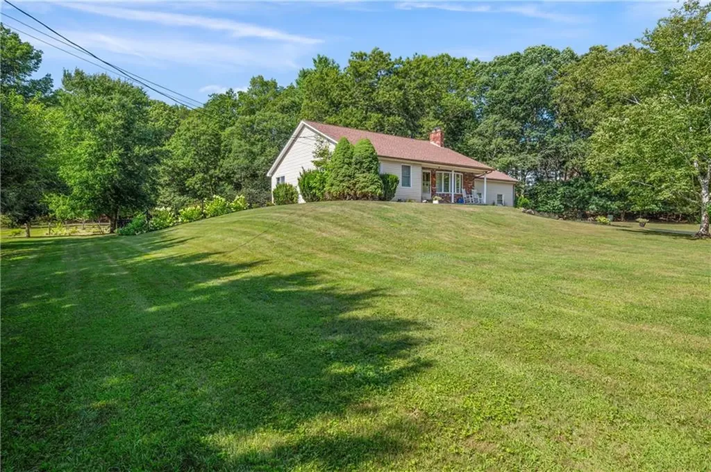 32 Old Reservoir Road Cumberland RI 02864