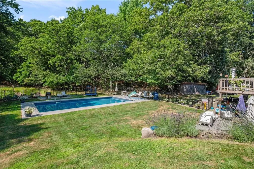 32 Old Reservoir Road Cumberland RI 02864
