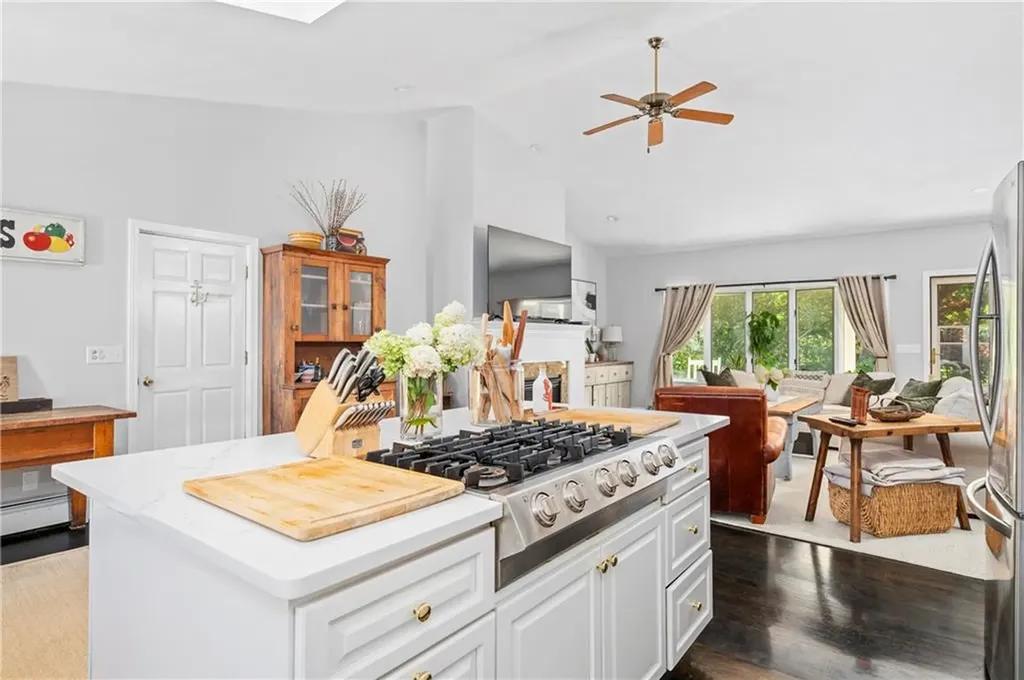 32 Old Reservoir Road Cumberland RI 02864