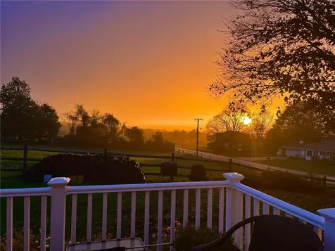 26 Westwood Drive Portsmouth RI 02871