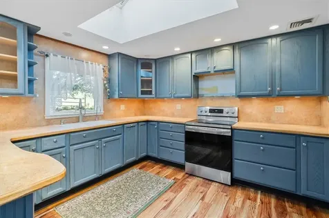 26 Westwood Drive Portsmouth RI 02871