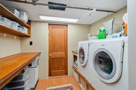 26 Westwood Drive Portsmouth RI 02871