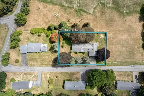 26 Westwood Drive Portsmouth RI 02871