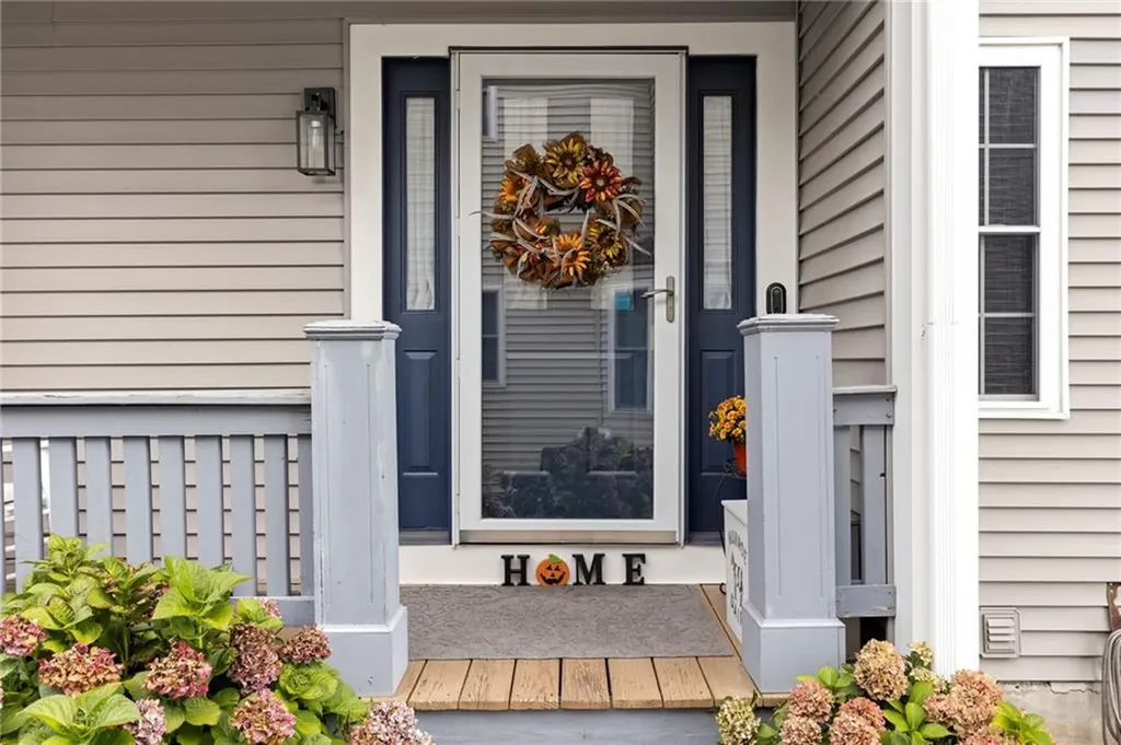 24 Pond Court North Providence RI 02904