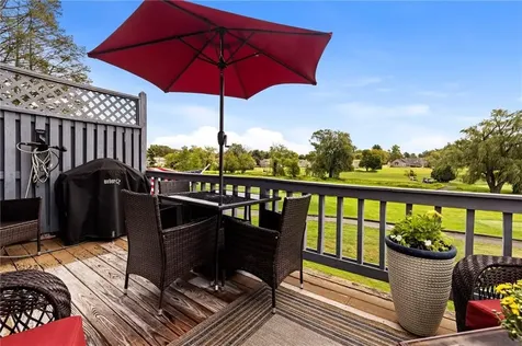 24 Pond Court North Providence RI 02904