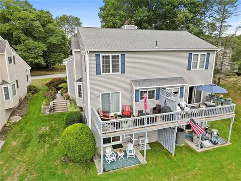 24 Pond Court North Providence RI 02904