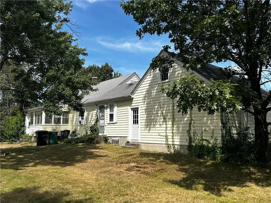 249 Chestnut Street Warwick RI 02888