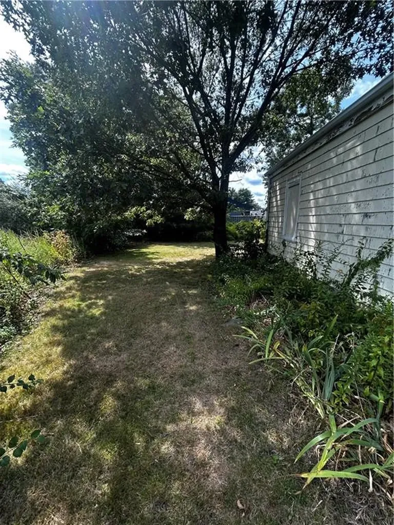 249 Chestnut Street Warwick RI 02888