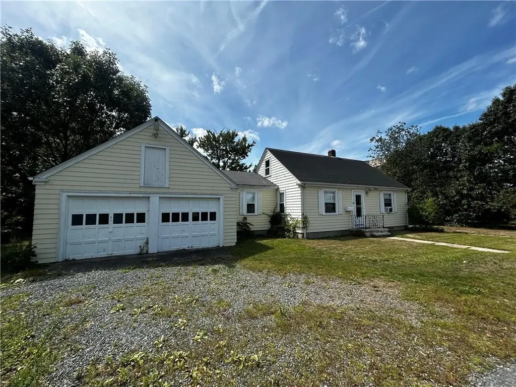 249 Chestnut Street Warwick RI 02888