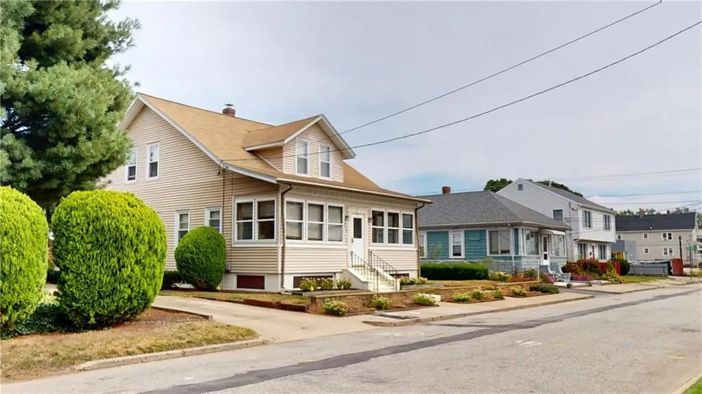 304 Hughes Avenue Pawtucket RI 02861
